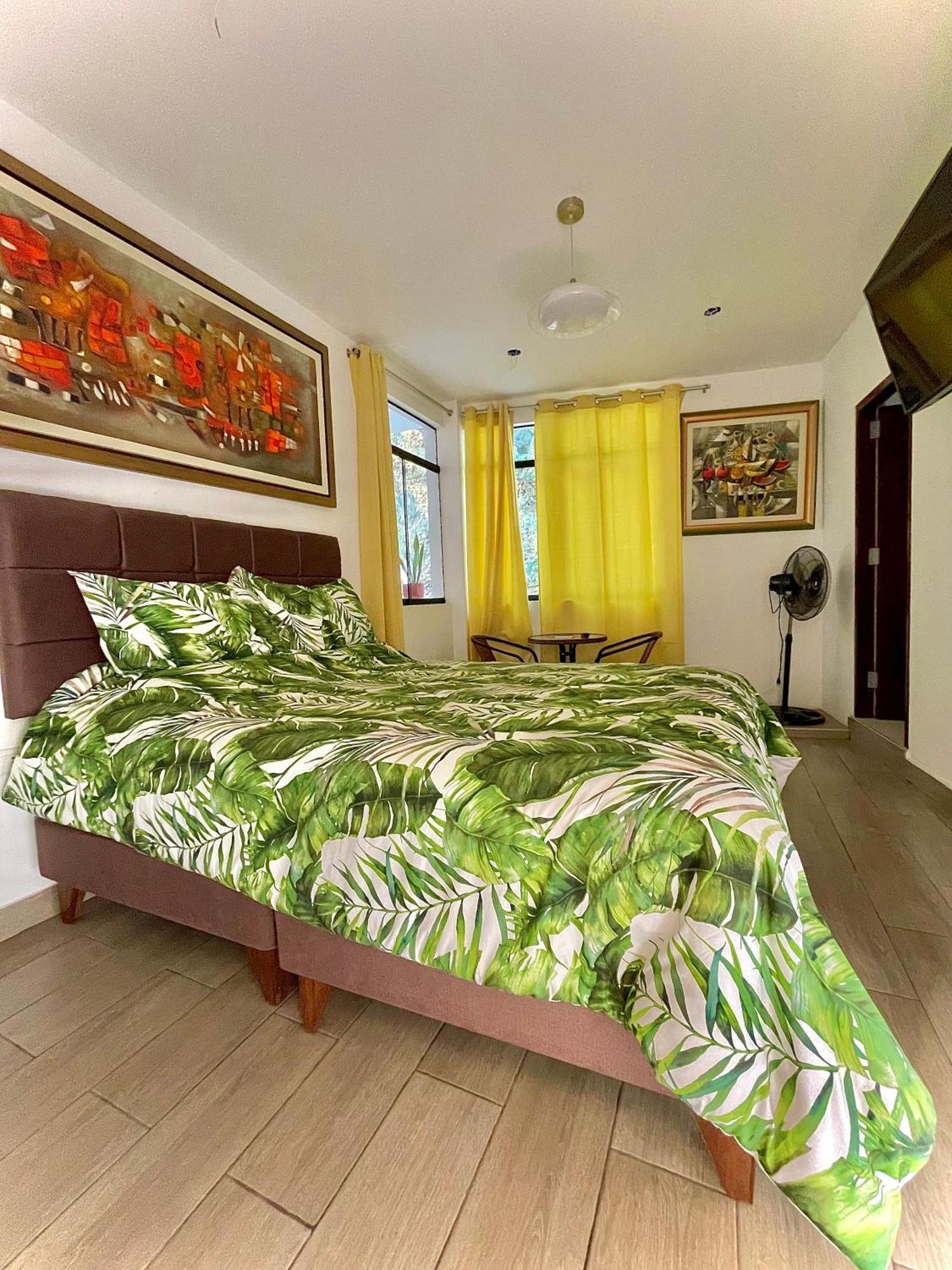 Huanchaco Gardens Hotel Exterior photo